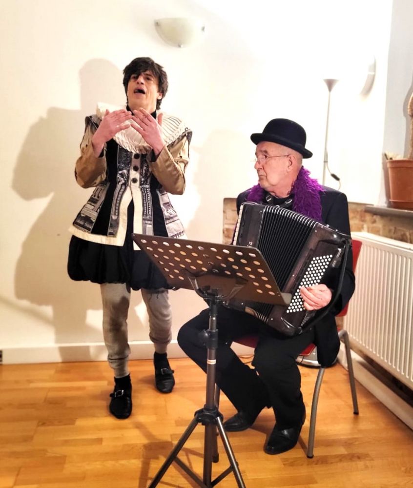 2024_2_18 Bühne 2(C)LOGIn.jpg